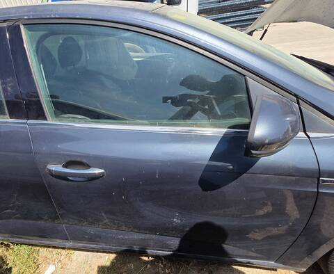 Puerta Delantera Derecha Renault Megane ZEN 132CV 97KW