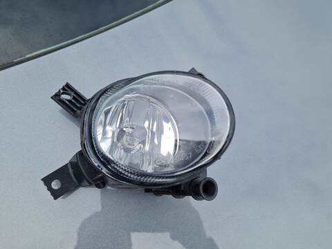 Faro Antiniebla Delantero Derecho Audi A3 1.6 TDI ATTRACTION 105CV 77KW