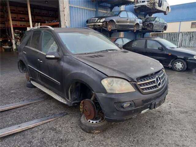 Mangueta Trasera Izquierda Mercedes Clase ML 230 3.0 ML 320 CDI (164.122) [3.0 LTR. - 165 KW CDI CAT]
