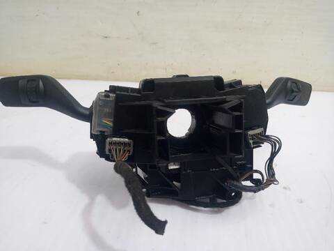 Foto 3ª: Mando Multifuncion Ford Focus BUSINESS 90CV (2007)