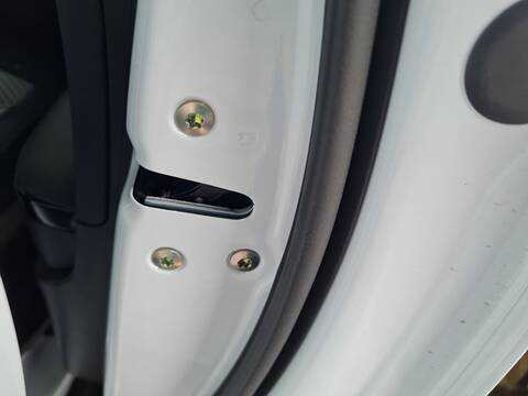 Foto 2ª: Cerradura Puerta Delantera Derecha Kia Xceed DRIVE 160CV 118KW [G4LK] (2022)