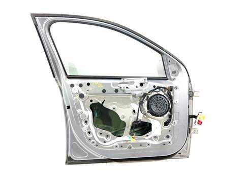 Foto 2ª: Puerta Delantera Izquierda Peugeot 308 GT LINE 131CV [YH01] (2013)