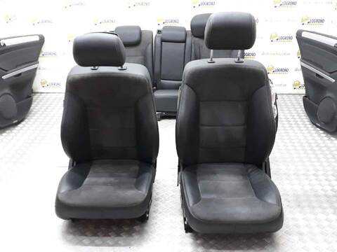 Foto 2ª: Juego Asientos Completos Mercedes Clase ML 300 3.0 CDI 204CV [642820] (2005)