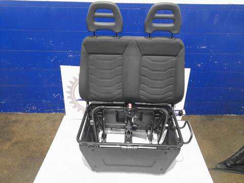 Foto 2ª: Asiento Delantero Izquierdo Iveco Daily 2.3 DIESEL CAT 126CV 93KW FURGON (2014)