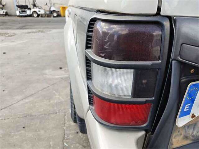 Foto 1ª: Piloto Trasero Izquierdo Mitsubishi Montero SIN PAPELES