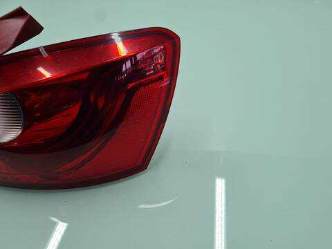 Foto 2ª: Piloto Trasero Derecho Seat Ibiza SPORT 86CV 63KW [CGG] (2011)