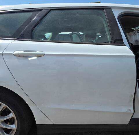 Puerta Trasera Derecha Ford Mondeo BUSINESS EDITION 150CV 110KW