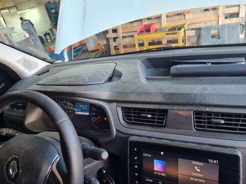 Foto 2ª: Salpicadero Renault Express ADVANCE 95CV 70KW [K9K872] (2021)