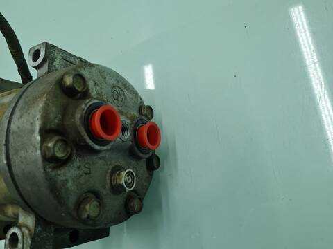 Foto 3ª: Compresor Aire Acondicionado Land Rover Defender 2.4 TD4 122CV 90KW [HPCR] (2007)