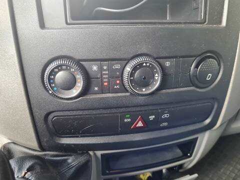 Mando Calefacción A. A. Mercedes Sprinter 210/213/216 CDI 906.611/613) 95CV 70KW CAJA CERRADA
