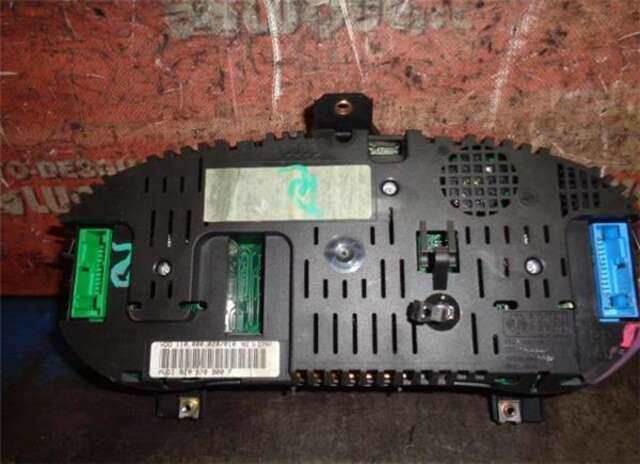 Foto 2ª: Cuadro de Instrumentos Audi A2 1.4 [1.4 LTR. - 55 KW 16V] [AMF]