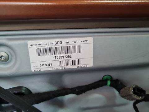Foto 2ª: Elevalunas Manual Trasero Izquierdo Volkswagen Touran 1.9 TDI 105CV 77KW [BLS] (2009)