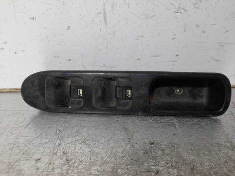 Botonera Elevalunas Peugeot 307 XR CLIM PLUS 109CV 80KW