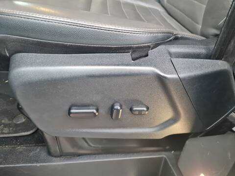 Foto 2ª: Asiento Delantero Izquierdo Ford Transit 330 L2 TOURNEO TITANIUM HYBRID 184CV 136KW [BCFC] (2020)
