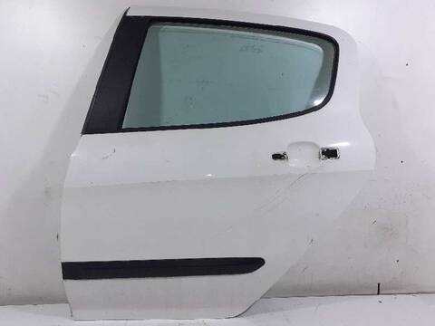 Puerta Trasera Izquierda Peugeot 308 CONFORT 90CV 66KW