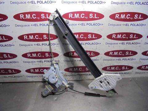 Foto 2ª: Elevalunas Manual Trasero Derecho Chevrolet Captiva 2.0 VCDI LS 150CV 110KW [Z20S] (2007)