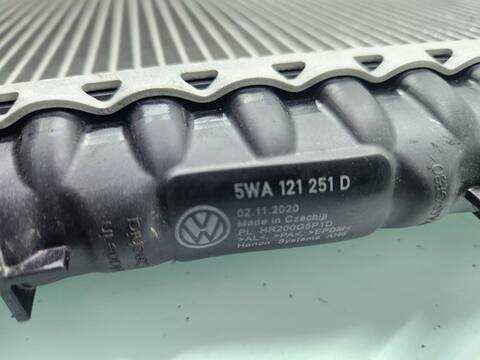 Foto 2ª: Radiador Motor Audi Q3 35 TDI BASICO 150CV 110KW [DTSB] (2021)
