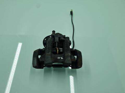 Foto 1ª: Pedal Embrague Mercedes Clase ML 320 3.0 CDI W164) 224CV 165KW 164.122) [OM642940] (2006)