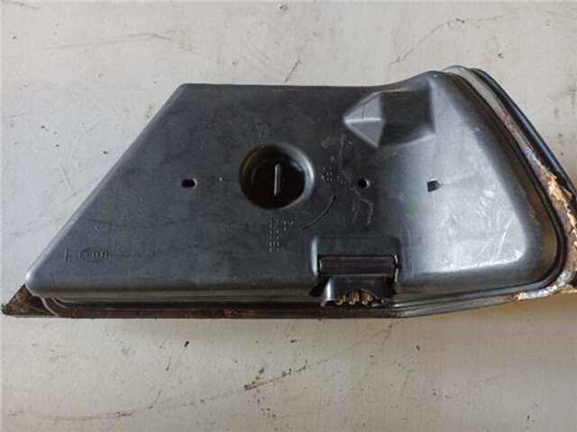 Foto 2ª: Piloto Trasero Izquierdo Mercedes Clase E 180 2.5 D 250 (124.125) [2.5 LTR. - 66 KW DIESEL CAT]