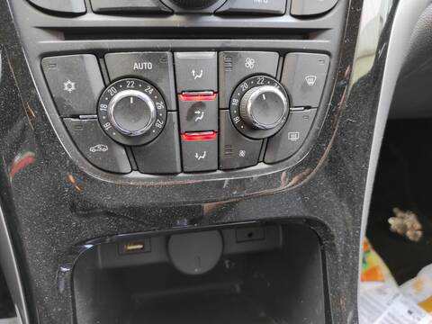 Mando Climatizador Opel Astra B16DTH