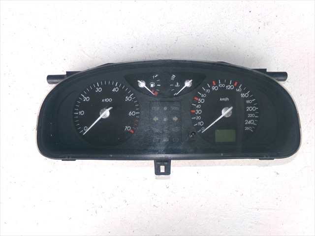 Cuadro de Instrumentos Renault Laguna 2.0 G RANCHERA,2001-2007