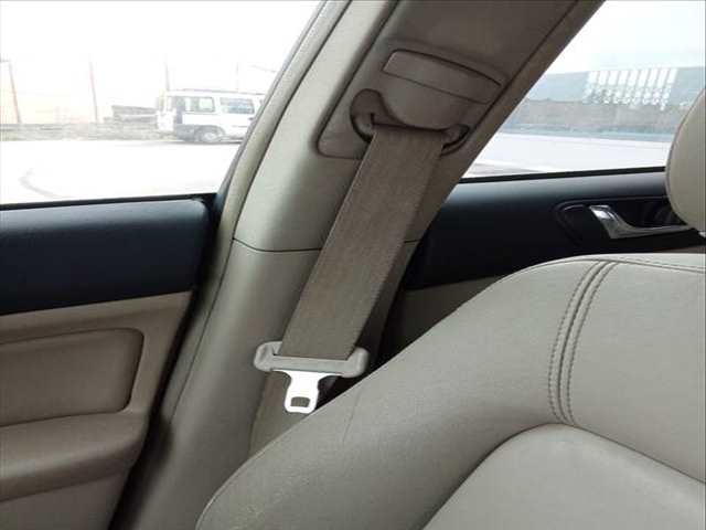 Cinturón Delantero Derecho Subaru Legacy 2.0 D AWD BPD) 150CV 110KW