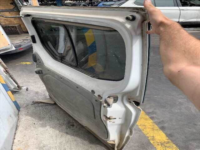 Foto 2ª: Puerta Lateral Corredera Derecha Nissan Primastar 2.0 DCI 115CV 0CV [M9R 780] (2007)
