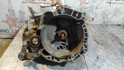Foto 1ª: Caja Cambios Fiat Punto 1.3 JTD CAT BERLINA 69CV 51KW (2003)