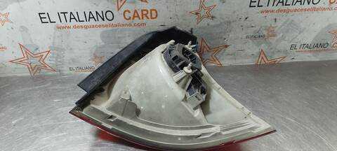 Foto 4ª: Piloto Trasero Izquierdo Volkswagen Golf HIGHLINE BERLINA 140CV 103KW [BKD] (2004)