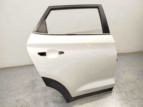 Foto 2ª: Puerta Trasera Derecha Hyundai Tucson 1.6 GDI 132CV 97KW [G4FD] (2018)