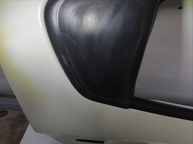 Puerta Trasera Derecha Mitsubishi L200 181 CV 133KW