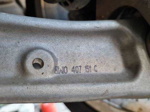 Foto 2ª: Brazo Suspension Delantero Izquierdo Audi A4 BASICO AVANT 150CV 110KW [DEUA] (2017)