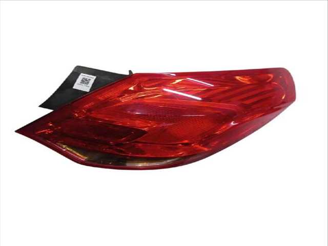 Piloto Trasero Derecho Opel Astra 1.6 CDTI 35)