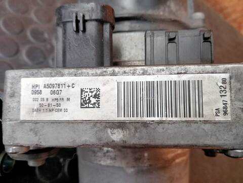 Foto 2ª: Bomba de Direccion Citroen C4 1.6 16V HDI 90CV (2004)