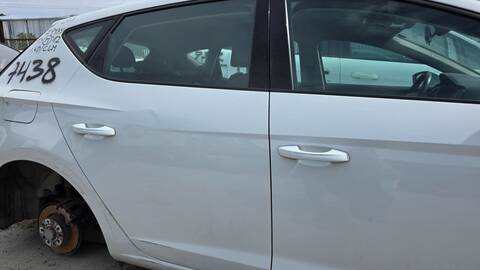Puerta Trasera Derecha Seat Leon STYLE 105CV 77KW