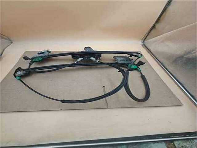 Foto 2ª: Elevalunas Eléctrico Delantero Izquierdo Peugeot 206 1.6 CC [1.6 LTR. - 80 KW HDI FAP CAT (9HZ - DV6TED4)] [9HZ / DV6TED4]