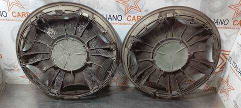 Foto 2ª: Tapacubos Mercedes Clase E 180 250 D - E 250 D 124.125) BERLINA 113CV 83KW [602912] (1992)