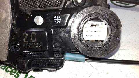 Foto 2ª: Cerradura Puerta Trasera Izquierda Toyota Rav4 ACTIVE 124CV 91KW [1ADFTV] (2014)