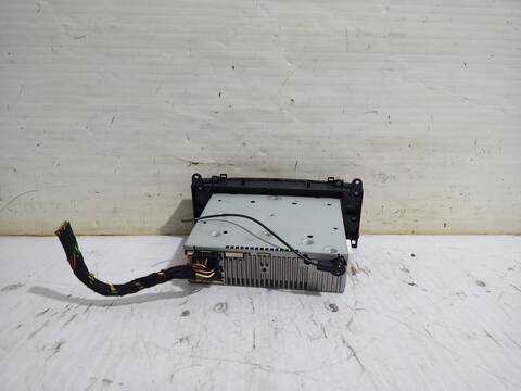 Foto 2ª: Sistema Audio Radio CD Mercedes Clase A 140 A 200 CDI 169.008) 140CV 103KW [OM640941] (2004)