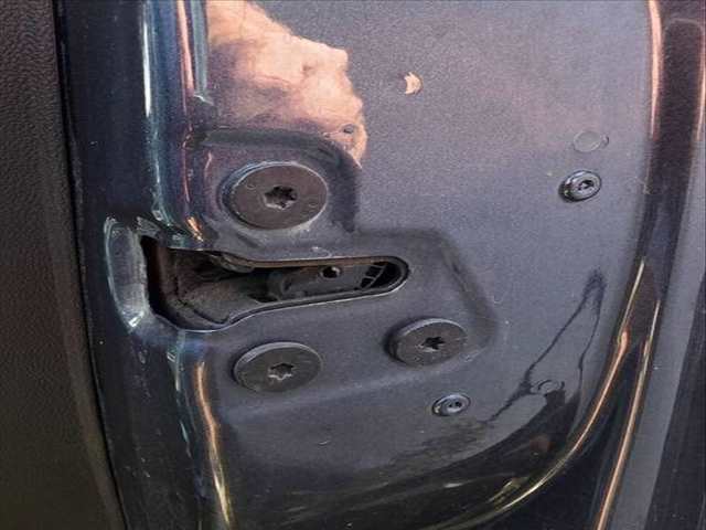 Cerradura Puerta Delantera Derecha Renault Megane ZEN 132CV 97KW