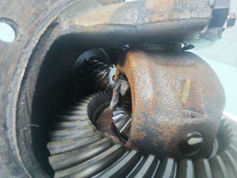 Foto 3ª: Diferencial Trasero Mitsubishi L200 2500 TD MAGNUM 4-PTAS.) 99CV 73KW [4D56] (1998)