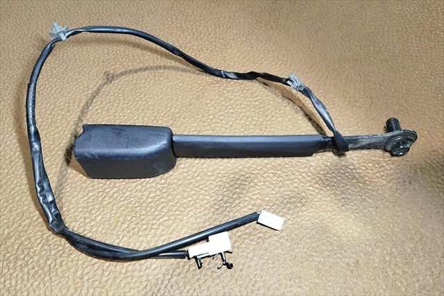 Pretensor Airbag Derecho Nissan X-Trail 2.0 D T31