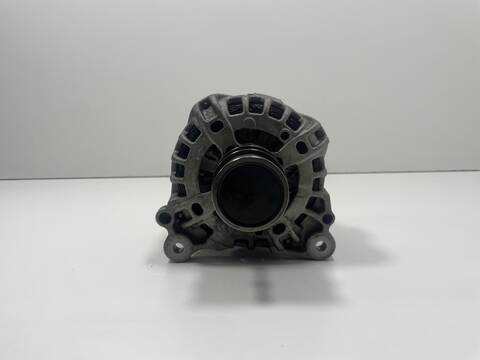 Foto 3ª: Alternador Seat Ibiza CHZ (2016)