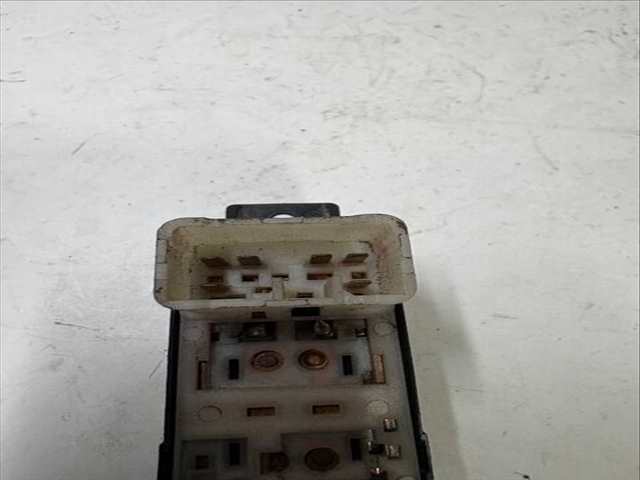 Foto 2ª: Botonera Elevalunas Ssangyong Rodius D27DT (2011)