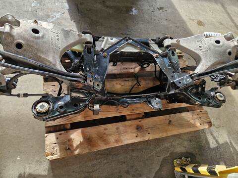 Foto 2ª: Puente Trasero Volvo V60 2.0 DIESEL 197 CV 145KW [D420T8] (2022)