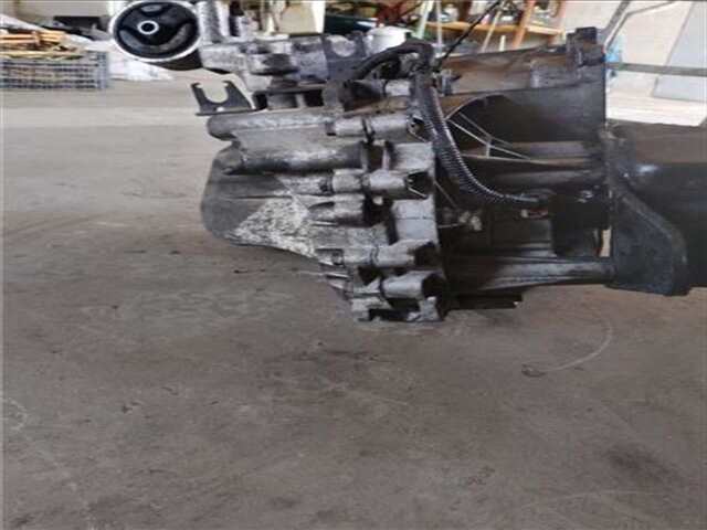 Foto 3ª: Caja Cambios Mitsubishi Carisma 1.9 1900 DI-D COMFORT [1.9 LTR. - 75 KW DI-D CAT] [F9Q1]