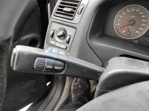 Foto 2ª: Mando Multifuncion Volvo C30 D4204T (2007)