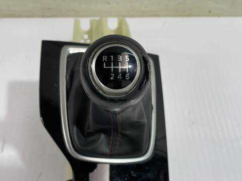 Foto 2ª: Palanca de Cambio Mazda 3 CENTER-LINE 150CV 110KW [SHY6, SHY4] (2014)