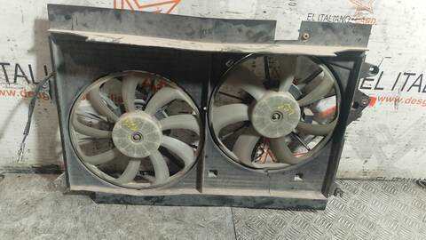 Foto 3ª: Electroventilador Toyota Auris ADVANCE 112CV 82KW [N47C16A] (2015)