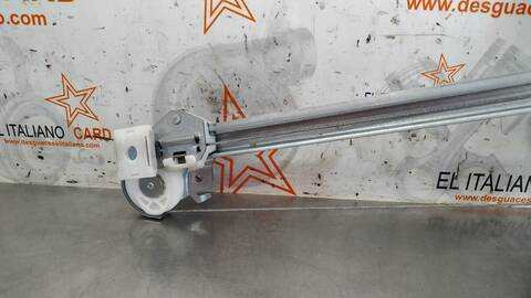 Foto 3ª: Elevalunas Manual Trasero Izquierdo Mercedes Clase E 180 320 210.055) BERLINA 220CV 162KW [M104995] (1995)